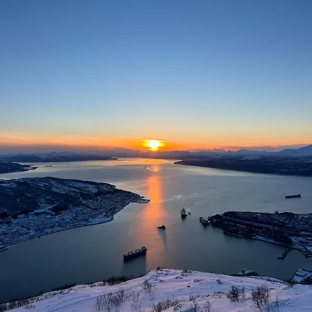 By Narvikfjellet شقة